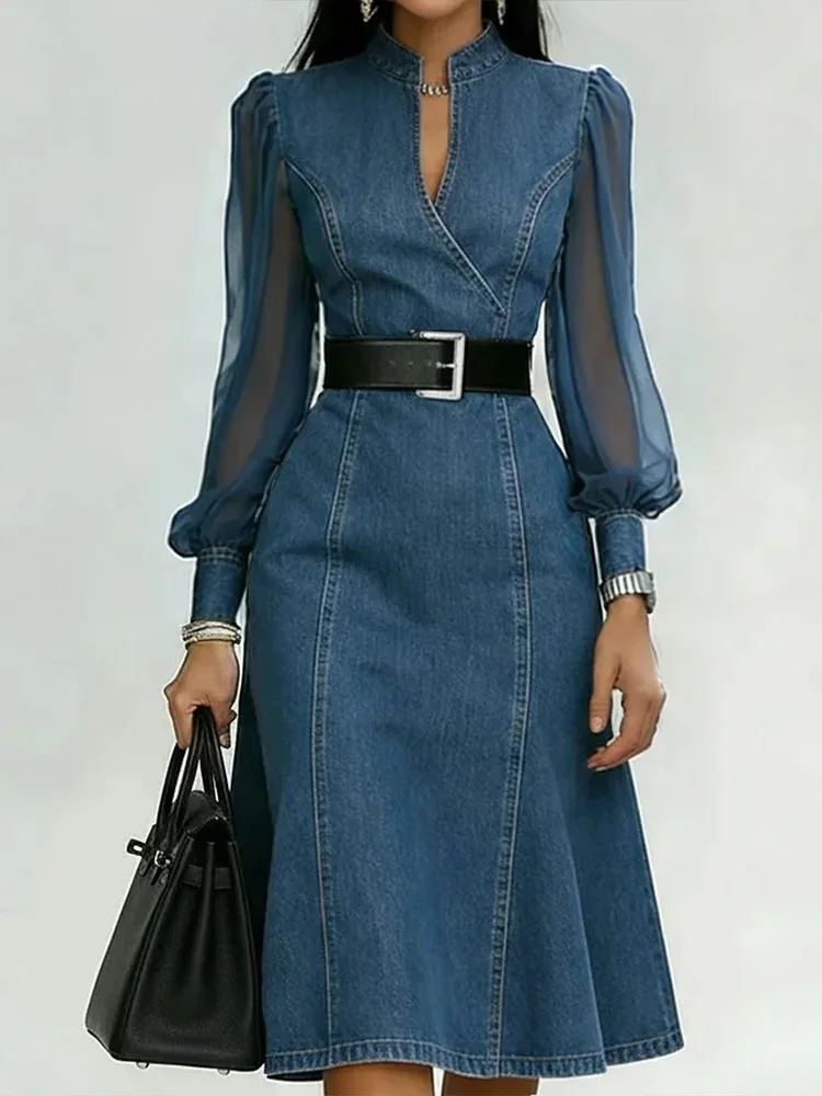 Vestido vaquero streetwear corte A con tul y cinturón